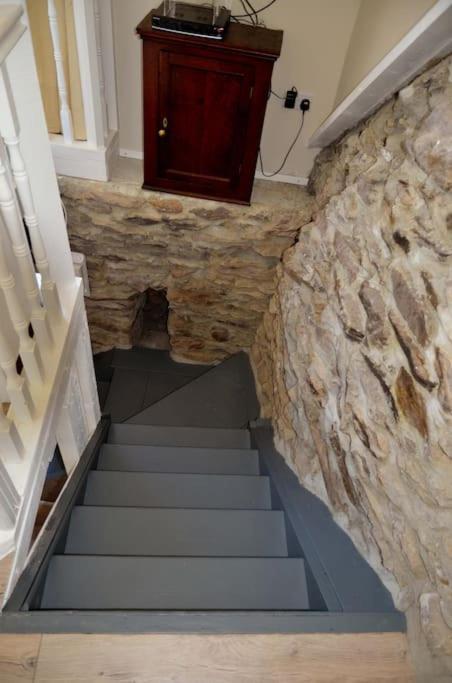 Secluded Cottage Nestled In The Beara Peninsula Killarney Eksteriør billede