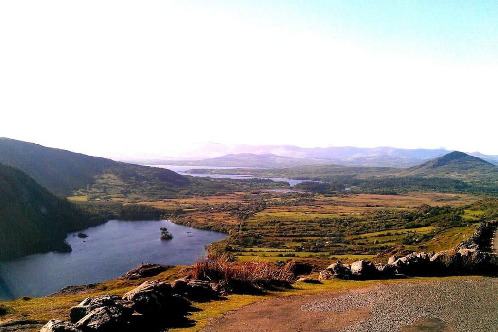 Secluded Cottage Nestled In The Beara Peninsula Killarney Eksteriør billede