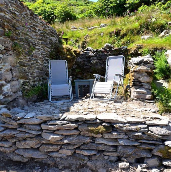 Secluded Cottage Nestled In The Beara Peninsula Killarney Eksteriør billede